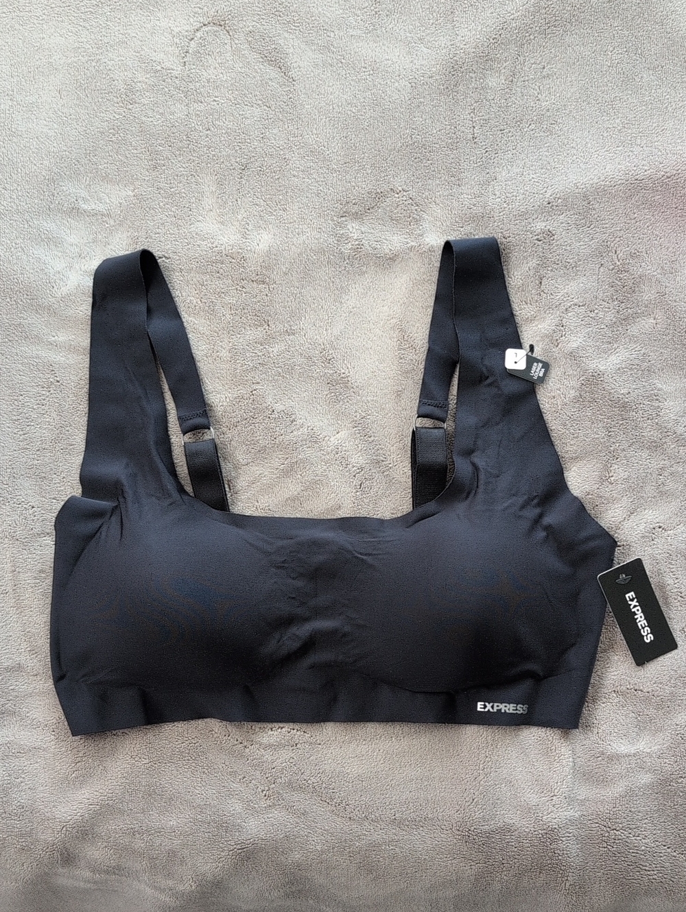 NWT Express Black Seamless Wireless Lounge Bra Size L